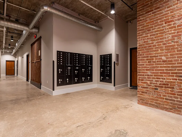 895 Washington St #106 — Photo 14