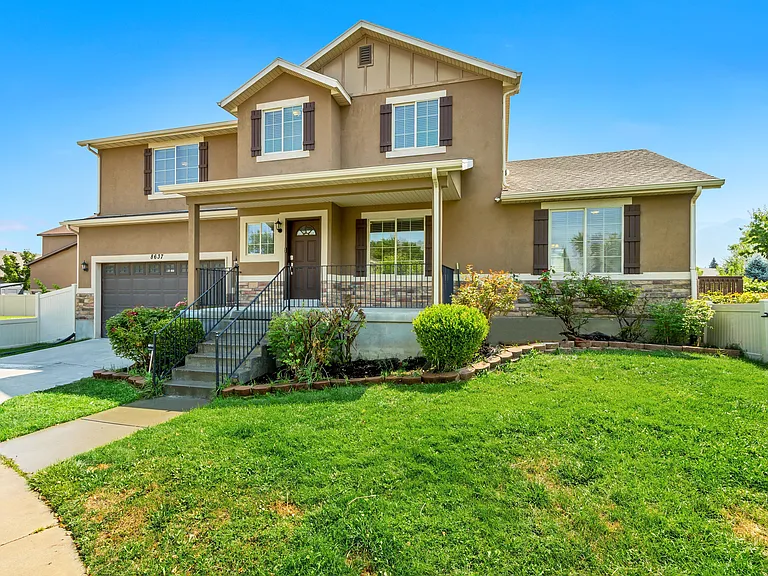 8637 S Golden Rain Cir — Photo 2