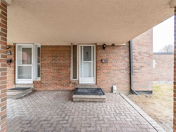 2nd image of 33 Tealham Dr N #53