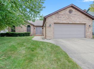 403 N Abbey Rd, Urbana, IL 61802