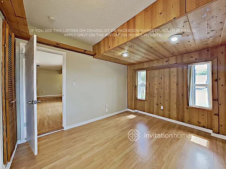 1195 NW 92nd Ave — Photo 11