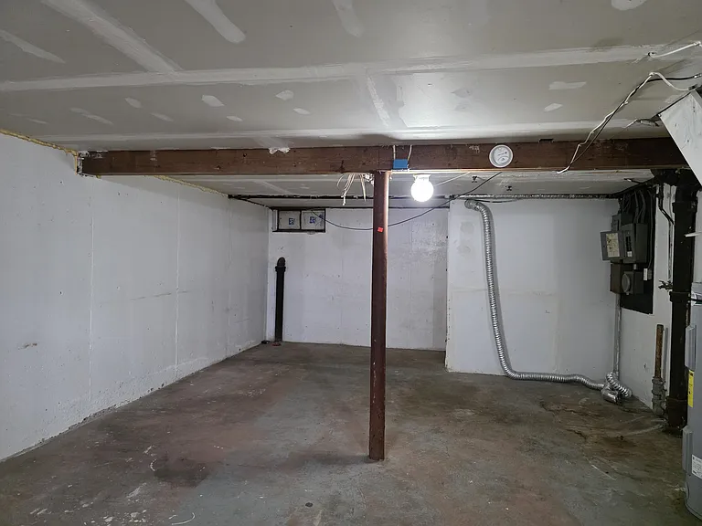 66 Clinton Ave #1 — Photo 12