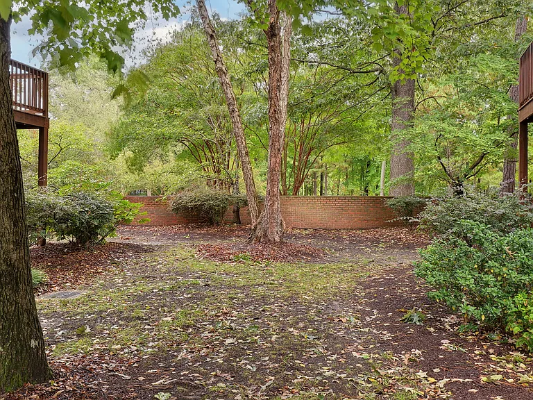 526 Ironwood Dr — Photo 21