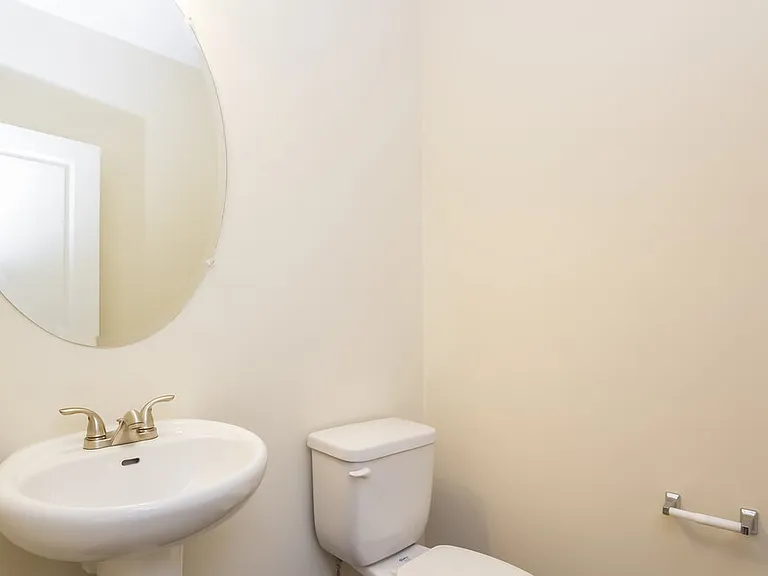 308 Darbys Run Ct — Photo 16