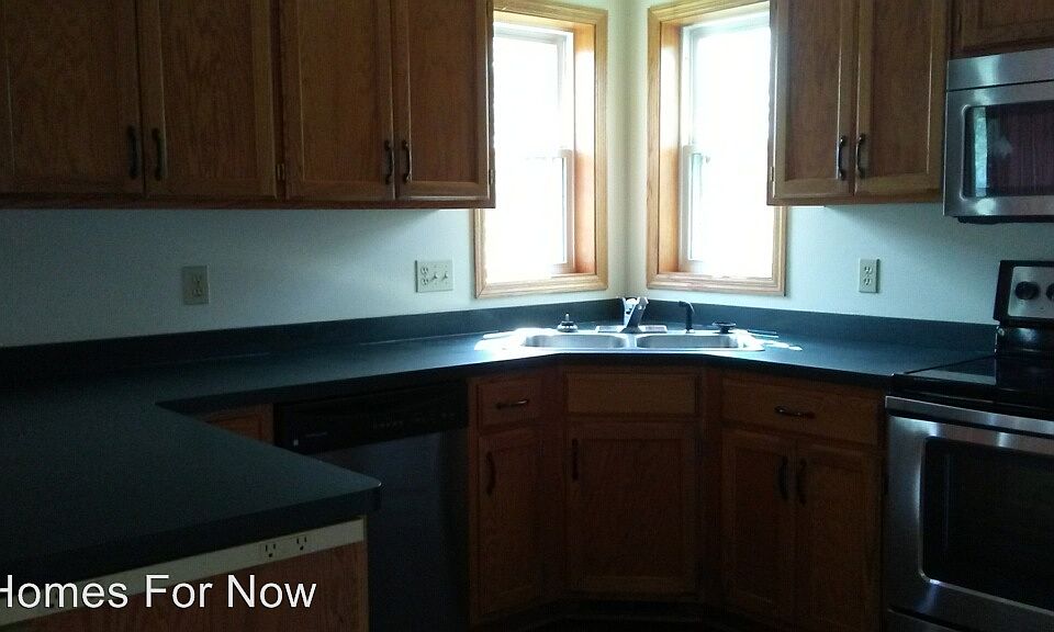 1st image of 3661 Sunbury Dr