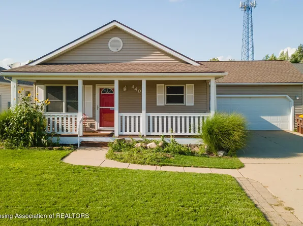4402 Yarrow Dr, Holt, MI 48842