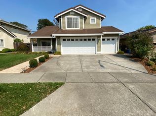 124 Quarry Dr, Napa, CA 94559