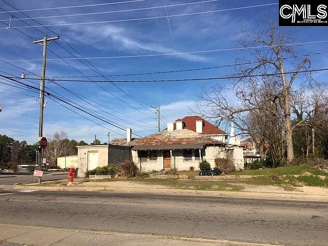 2nd image of 3202 Farrow Rd