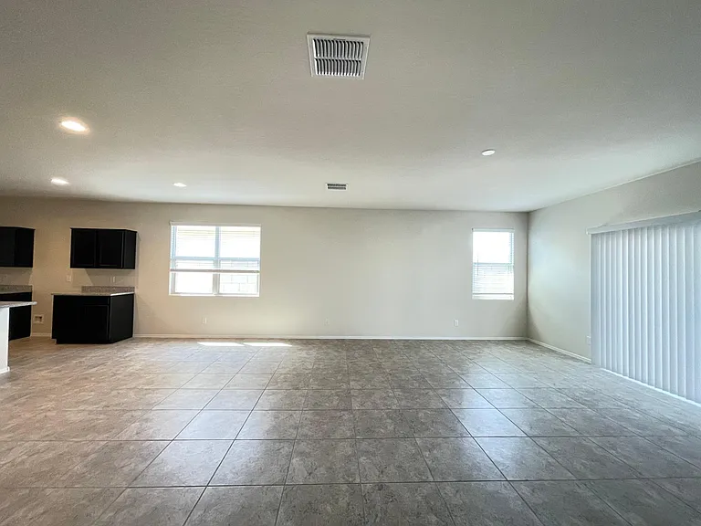 1076 W Sand Canyon Ct — Photo 8