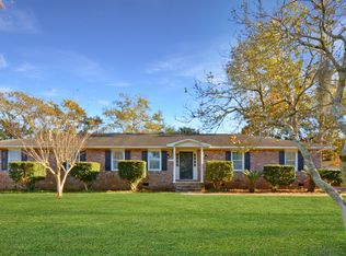 1111 John Rutledge Ave, Hanahan, SC 29410
