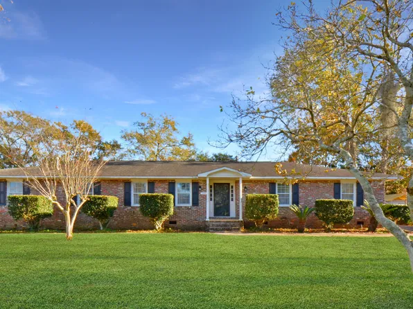 1111 John Rutledge Ave, Hanahan, SC 29410