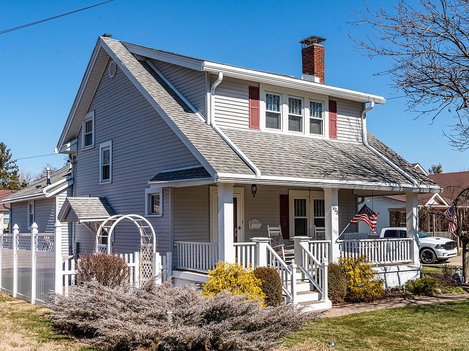 1st image of 1223 Sharon Ave