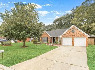 3608 Meadow Lake Dr W, Slidell, LA 70461