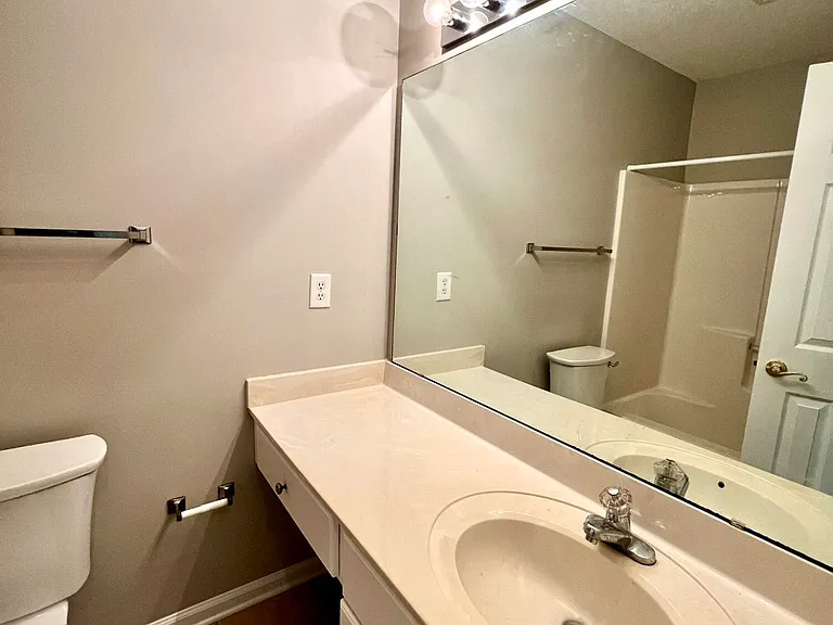 1006 Steeplechase Rd — Photo 12