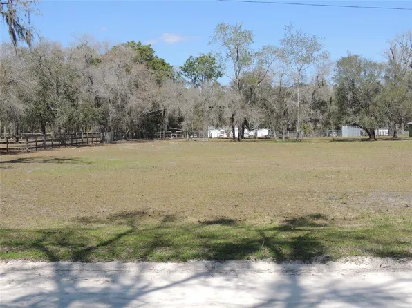 14071 SE 26th St #7, Morriston, FL 32668