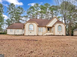 201 Pineywood Rd, Griffin, GA 30224