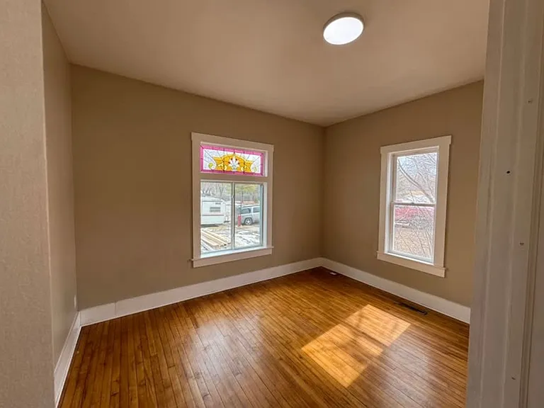 728 S Ash St — Photo 6