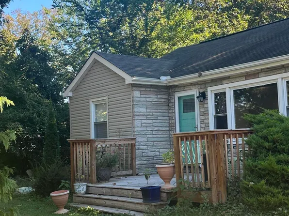 1616 Hollywood Rd, Knoxville, TN 37909