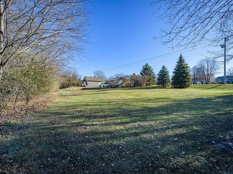 861 Diffley Rd — Photo 22