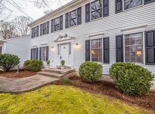 12510 Cavalier Dr, Woodbridge, VA 22192