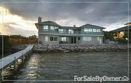 Daytime view of back of house