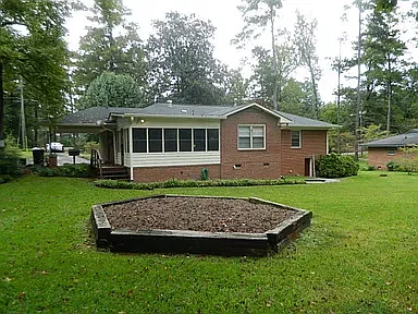731 Gay Dr — Photo 7