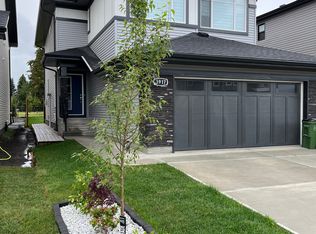 3917 Chrustawka Pl SW #BASEMENT, Edmonton, AB