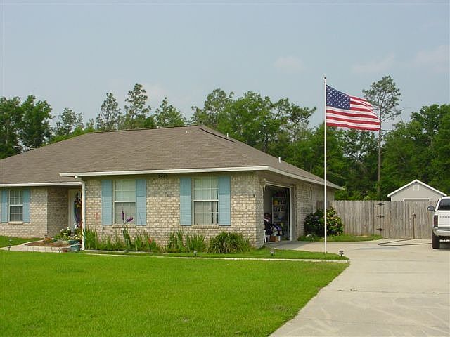 Right side&Drive Way