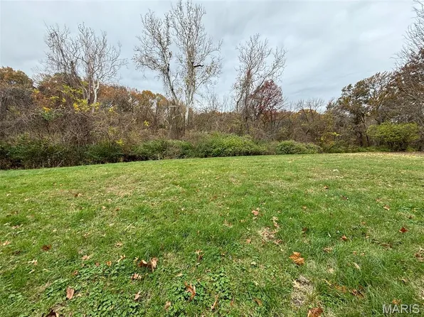 900 Northdale Dr, Alton, IL 62002