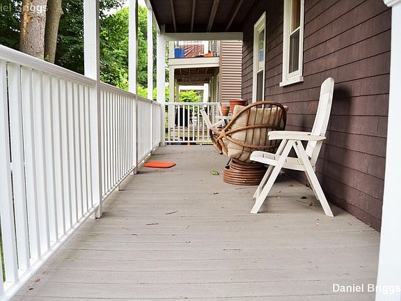 5th image of 33 Fairbanks St #1