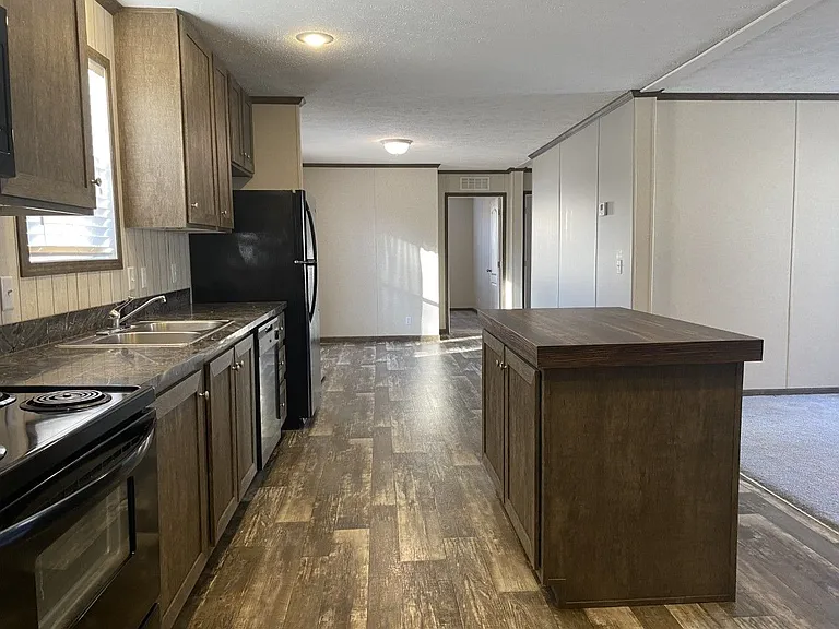 Valleybrook — Photo 151