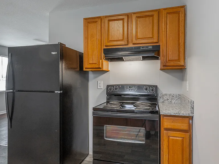 1621 Oak St — Photo 19