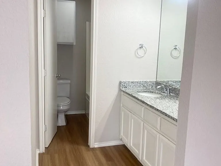 305 Schumacher Dr — Photo 12