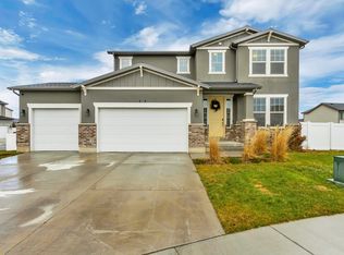 6166 N Black Rock Hl, Eagle Mountain, UT 84005
