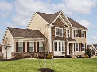 3 Deats Dr, Flemington, NJ 08822