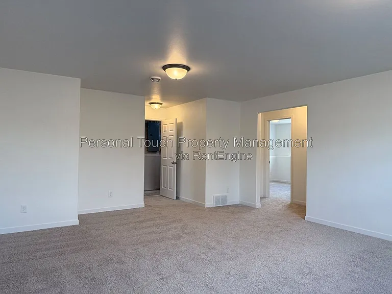6767 32nd St S — Photo 29