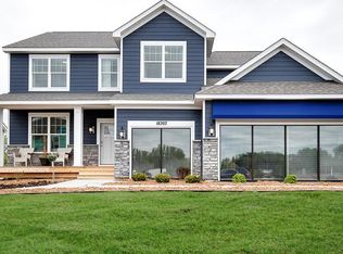 18207 Hideaway Trl, Lakeville, MN 55044