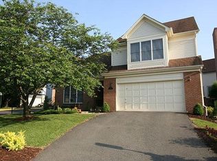 3406 Walnut Hill Ct, Falls Church, VA 22042