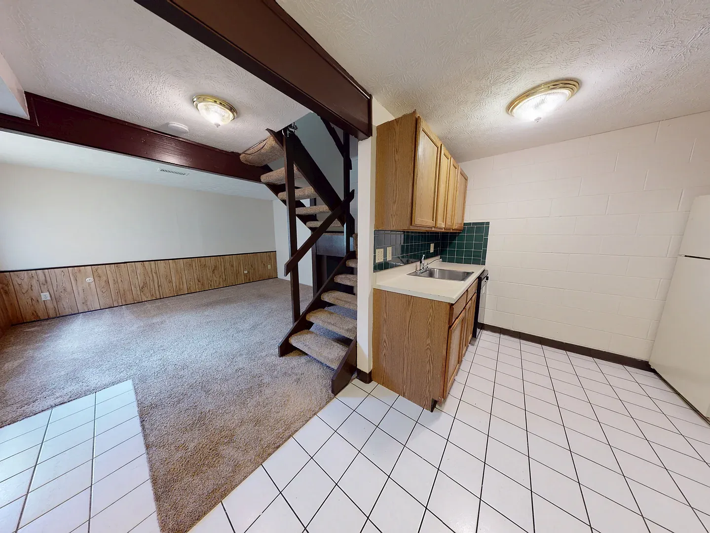 201-53 W. 9th Ave. — Photo 2
