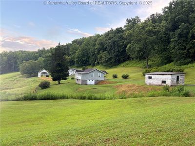 609 Rockcrest Dr, South Charleston, WV, 25309