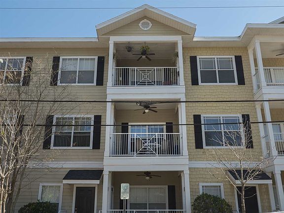 2nd image of 1460 NW 3rd Avenue 213 #213