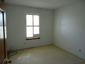 5th image of 105 Wade Dr