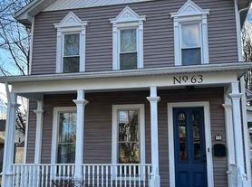 63 S Grove St, East Aurora, NY