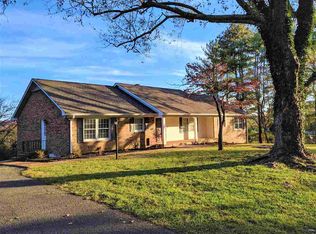 915 Pinecrest Dr, Athens, TN 37303