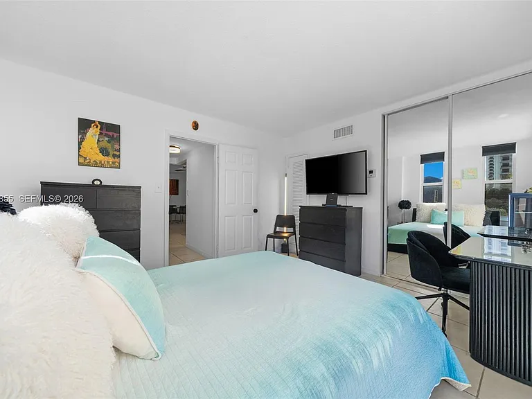 801 S Ocean Dr #207 — Photo 13