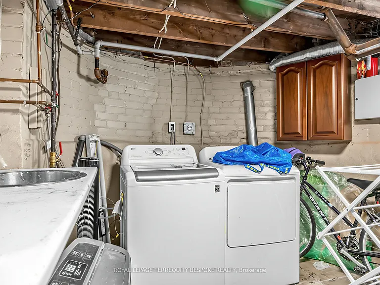 505 Parkside Dr #4 — Photo 8
