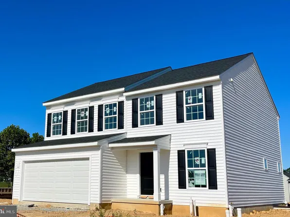 127 Equine Dr, Marietta, PA 17547