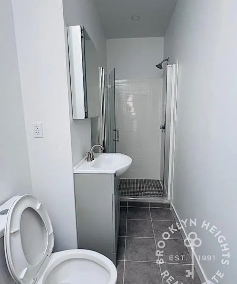 49 Garden Pl #4N — Photo 12