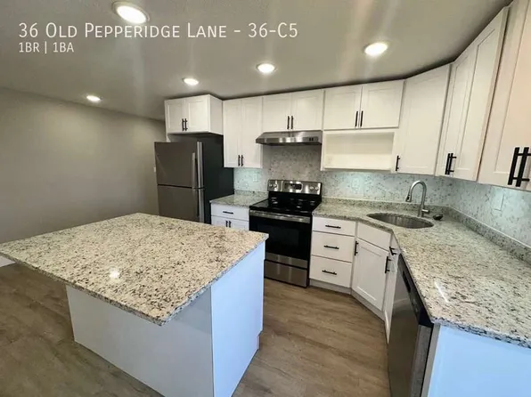 36 Old Pepperidge Ln, Wethersfield, CT
