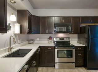 119 Fair St APT 12, Traverse City, MI 49686